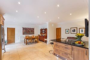 Photo 28- click for photo gallery